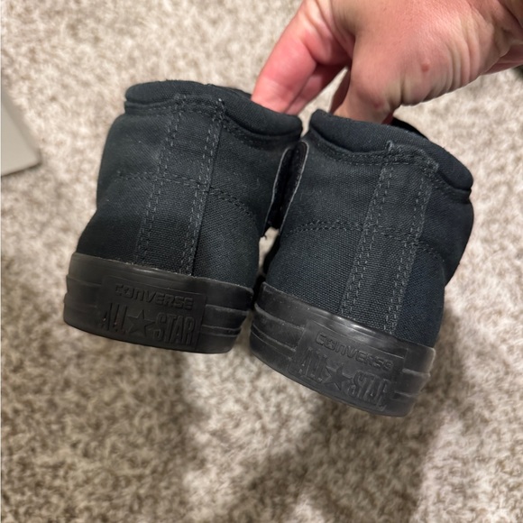 Converse check Taylor street mid size 9.5 Chuck Taylor’s - Picture 3 of 5